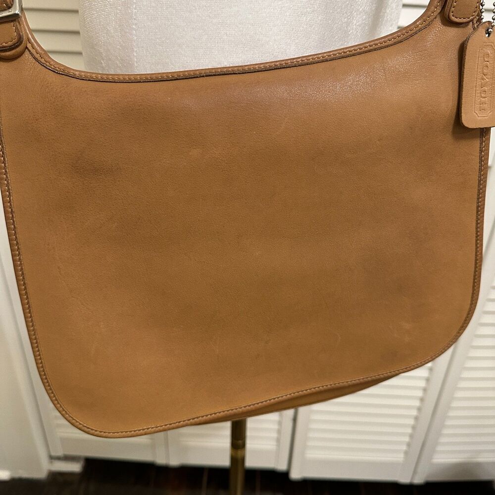 Vintage Coach Slim Saddle Flap Bag Tan Leather Crossbody Full Grain Leather - Picture 6 of 8